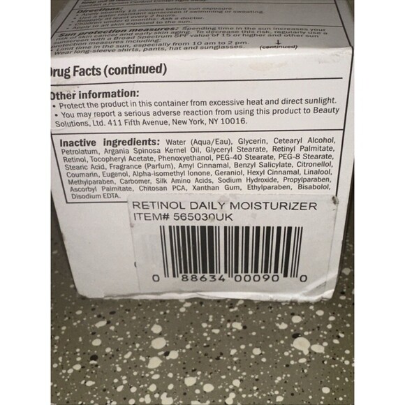 Skincare Cosmetics Retinol Vitamin Enriched Day Cream Broad Spectrum SPF 20 - Picture 4 of 4